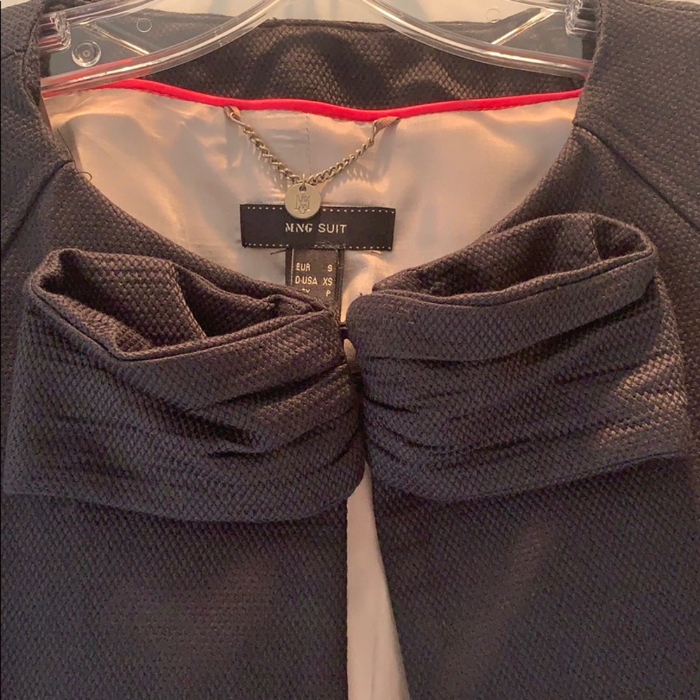 Short sleeve jacket - Picture 2 of 4